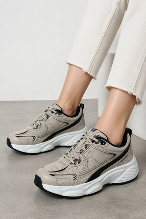 Milo Kadın Spor Ayakkabı - Ultra Rahat Köpük Tabanlı Günlük Sneaker - Bej