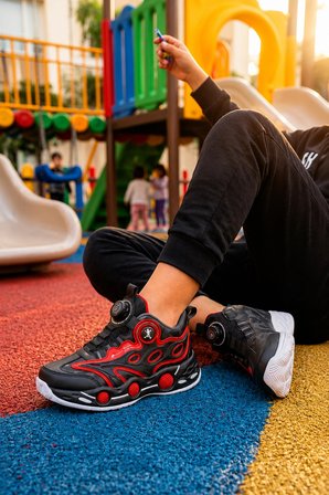 Speed Çocuk Günlük Spor Ayakkabı Konforlu Tabanlı Pratik Bağlama Detaylı Sneaker - Kırmızı-Siyah