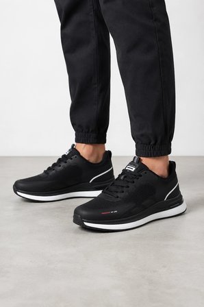 Vandetta Erkek Günlük Spor Ayakkabı Sneaker – Hafif, Esnek Tabanlı ve Rahat Model Siyah-Beyaz