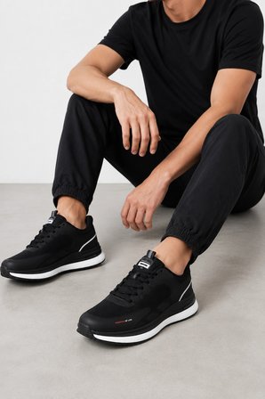 Vandetta Erkek Günlük Spor Ayakkabı Sneaker – Hafif, Esnek Tabanlı ve Rahat Model Siyah-Beyaz