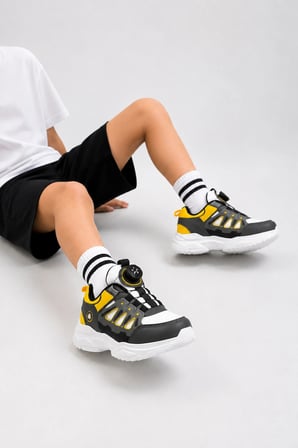Ignis Çocuk Spor Ayakkabı – Mekanizmalı Bağcıksız Rahat Günlük Sneaker Füme-Sarı