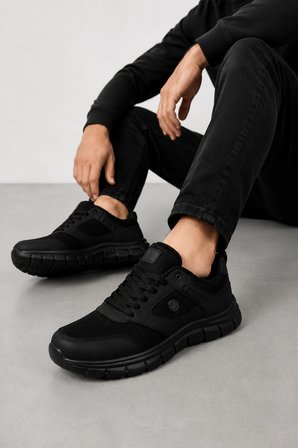 Core Erkek Klasik Spor Ayakkabı – Hafif ve Konforlu Günlük Yürüyüş Sneaker Siyah