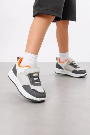 Synapse Çocuk Spor Ayakkabı – Hafif ve Rahat Günlük Sneaker - Gri