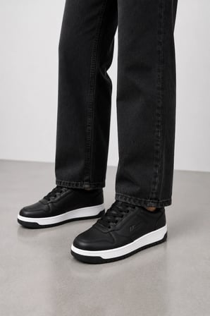 Mavro Kadın Deri Spor Ayakkabı – Şık ve Rahat Günlük Sneaker Siyah-Beyaz