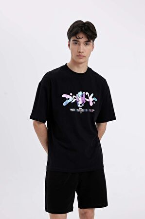 DeFacto Comfort Regular Fit Rahat Kalıp Bisiklet Yaka Sırt Baskılı Kısa Kollu Tişört C5676AX24HSBK81