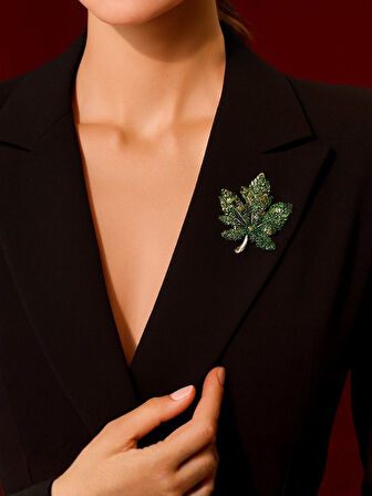 Yeşil Zirkon Taşlı Akağaç Yaprağı Broş