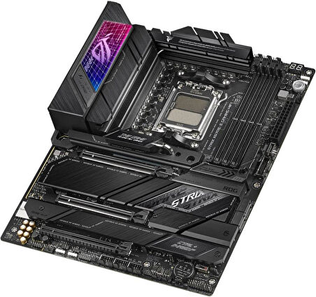 Asus Rog Strix X670E-E Gaming Wi-Fi AMD AM5 DDR5 ATX Anakart Teşhir