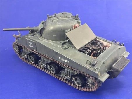 1/35 M10 Tank Vurucu Maketi, AFV Club 35024