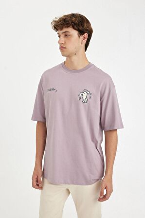 DeFacto Keith Haring Boxy Fit Bisiklet Yaka Baskılı Pamuklu Kısa Kollu Tişört C6521AX24AUBR147