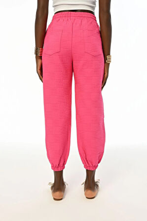 BELİ LASTİKLİ DESEN KABARTMALI KUMAŞ PANTOLON