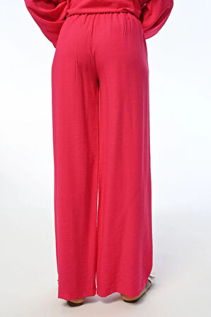 KADIN RAHAT KALIP BOL PAÇA BELİ LASTİKLİ DÜZ RENK PANTOLON