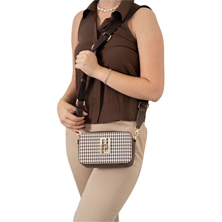Silver Polo  Kadın Çapraz Çanta 1078-47385 SILVER POLO ÇAPRAZ BAYAN ÇANTASI M191 KAHVE SARI-MAT KAHVE