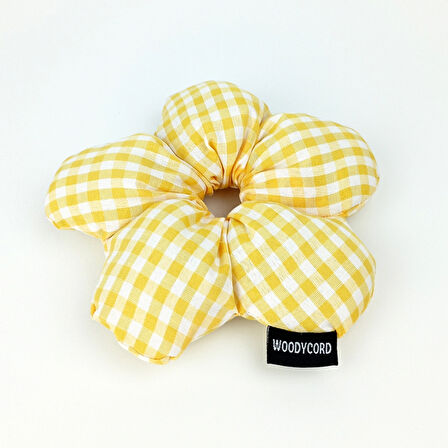 Woodycord El Yapımı Elyaf Dolgulu Topuz Tokası: Pofuduk Çiçek Şıklığı!