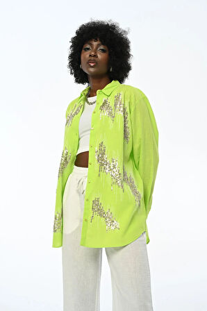 KADIN PAYETLİ OVERSIZE KESİM GÖMLEK