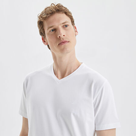 Nautica Erkek Beyaz Standart Fit T-Shirt