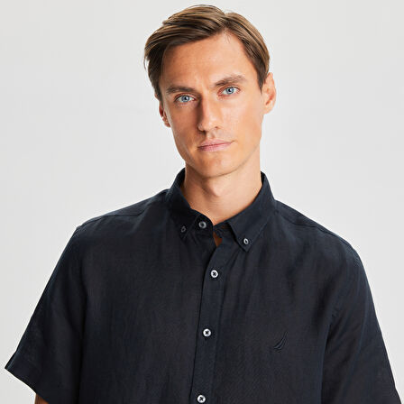 Nautica Erkek Siyah Classic Fit Kısa Kollu Keten Gömlek