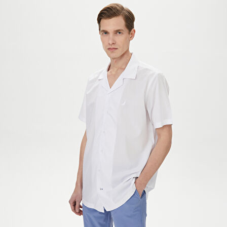 Nautica Erkek Beyaz Classic Fit Kısa Kollu Gömlek