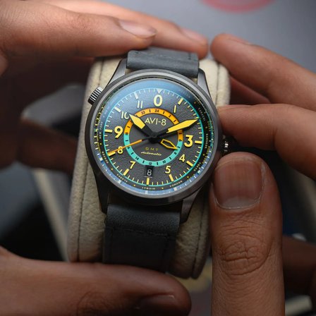 AVI-8 Flyboy Wingman Worldtimer GMT AV-4120-04 Otomatik Erkek Kol Saati