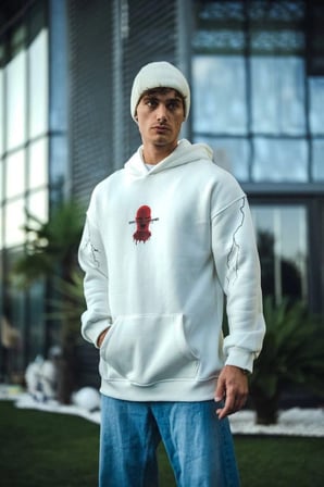 Beyaz Oversize Sweatshirt Baskılı Kadın Sokak Stili Üç İplik Kapüşonlu