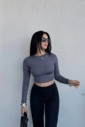 Sırt Çapraz Dekolteli Basic Crop Bluz
