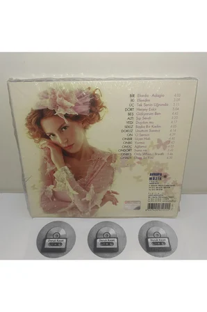 MEYRA BASKA BIR KADIN ALBUM