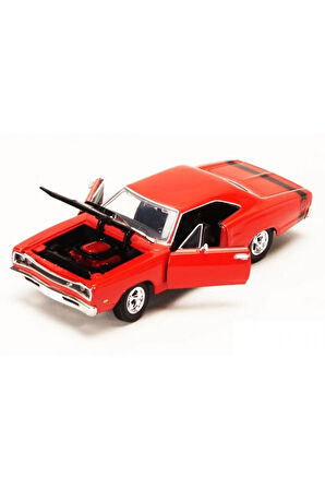 Motormax 1969 Dodge Coronet Super Bee 1/24 Kırmızı Model Araba