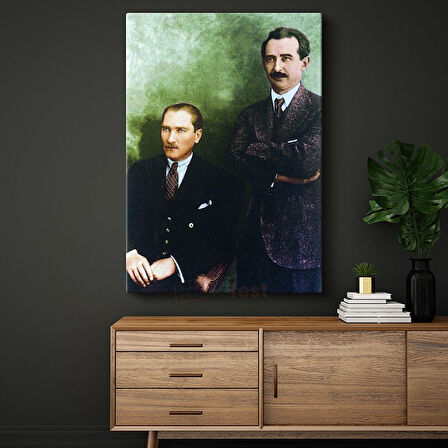 Atatürk ve İnönü - Yeşil Fonlu Tarihi Portre Kanvas Tablo
