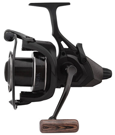 YekOutdoor Okuma Olta Seti Okuma Revenger Tele Surf 420 cm 4 Parça Surf Kamışı&Okuma LS 8K Baitrunner 5+1 bb Olta Makinesi