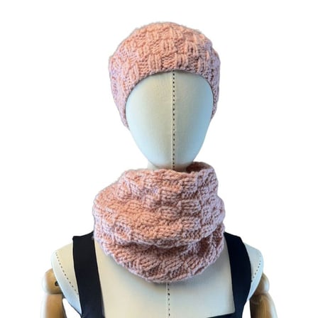 Uretti - Emine 9106 0257 El Örgüsü Kadın Bere ve Boyunluk – 2’li Kışlık Akrilik Örgü Set - Pembe
