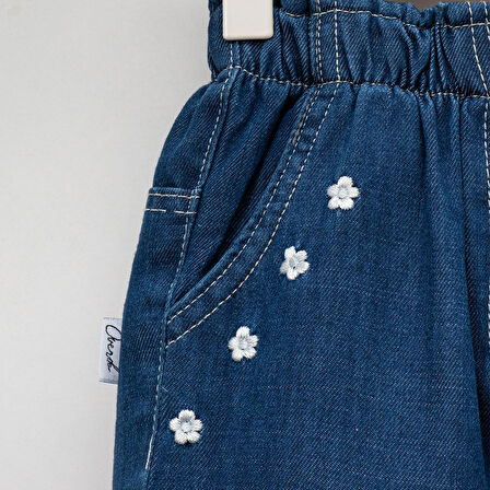 Kız Çocuk Çiçek Nakışlı Rahat Kalıp Yazlık Kot Kumaş  Şort 