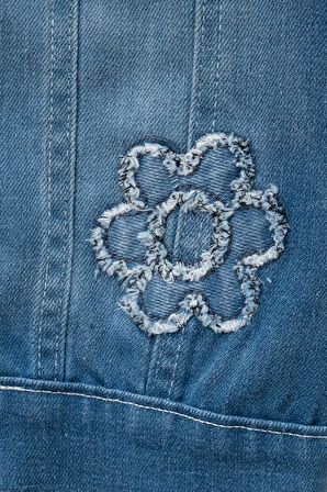 Çiçek Detaylı Kız Çocuk Kot Ceket