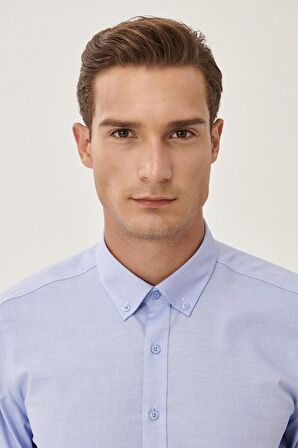 Ütü Gerektirmeyen Taılored Slim Fit Dar Kesim Düğmeli Yaka %100 Pamuk Gömlek
