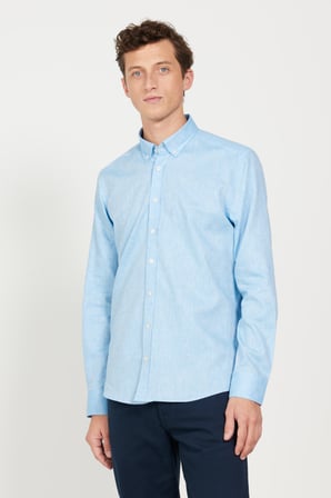 Erkek Mavi Slim Fit Dar Kesim Düğmeli Yaka Pamuklu Armürlü Keten Gömlek