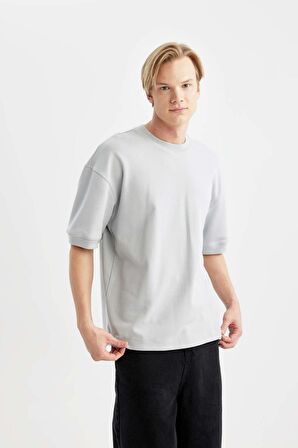DeFacto Loose Fit Bisiklet Yaka Kısa Kollu Ağır Kumaş Basic Düz Tişört B4844AX24SPGR253