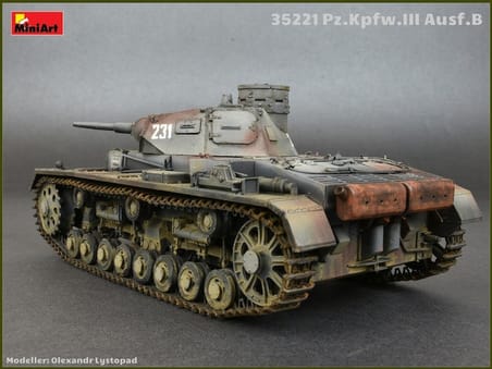 MiniArt 35221 1:35 Pz.Kpfw.3 Ausf.B. Mürettebat ile birlikte