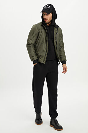 Erkek Haki Dik Yaka Su Ve Rüzgar Geçirmez İçi Kapitone Elyaflı Mont M-9