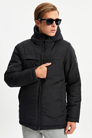 Erkek Siyah Elyaflı Rüzgar Geçirmez Kapüşonlu Kışlık Mont & Kaban & Parka | S