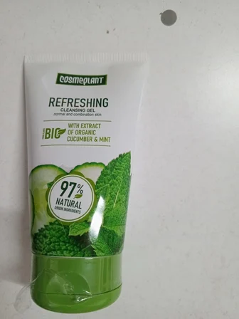 REFRESHING CLEANSING GEL