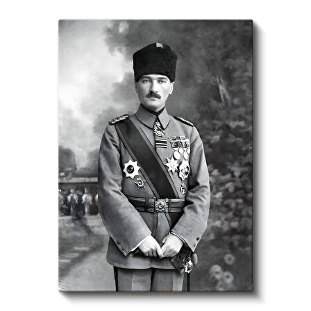 Mareşal Atatürk - Madalyalı Askeri Üniforma Kanvas Tablo