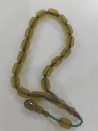 Zeyzun Usta Bilek Boy Efe Maskot Sıkma Kehribar Tespih 15x10 mm Kapsül Kesim