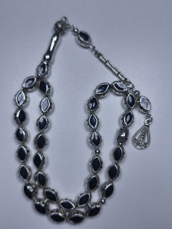 Siyah Mineli Metal Alpaka Özel Tasarım Ağır Tesbih (11 x 8 x 6 mm)