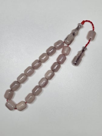 Zeyzun Usta İmzalı Bilek Boy Efe Maskot Sıkma Kehribar Tespih 13,5 x 16 mm Kapsül Kesim