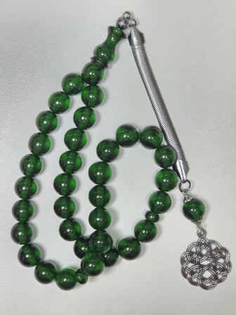 Kazazlı Yeşil Renk Ateş Kehribar Tesbih Küre Kesim (11 x 11 mm) 