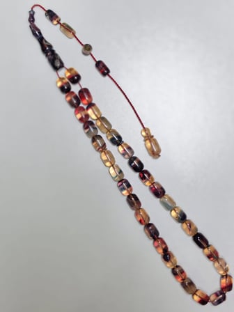 Erkan Çubukçu Usta İmzalı Multi Renk Sıkma Kehribar Tesbih Kapsül Kesim (7 x 10 mm)