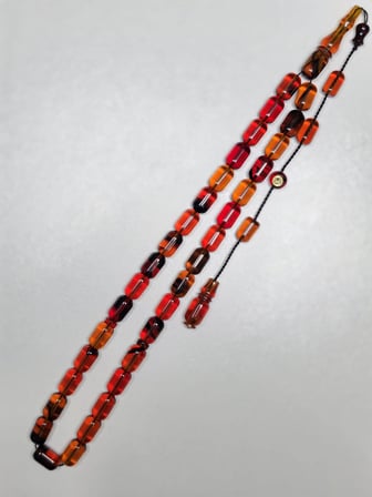 Erkan Çubukçu Usta İmzalı Multi Renk Sıkma Kehribar Tesbih Kapsül Kesim (7 x 10 mm)