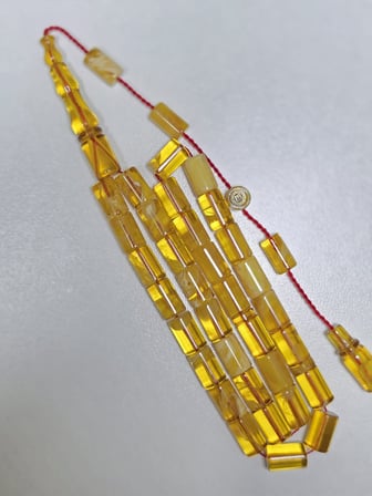 Erkan Çubukçu Usta İmzalı Multi Renk Sıkma Kehribar Tesbih Kesme Kesim (7 x 10 mm)