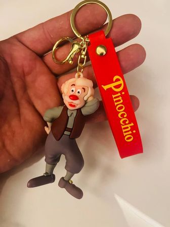 Pinokyo 3D Silikon Figürlü Anahtarlık  Masal Karakter Çanta & Araba Süsü