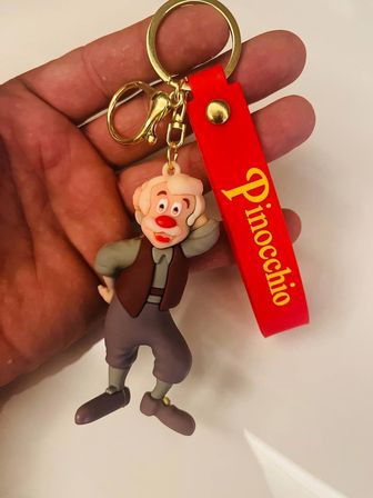Pinokyo 3D Silikon Figürlü Anahtarlık  Masal Karakter Çanta & Araba Süsü