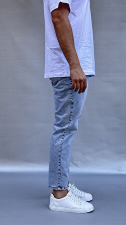 Yırtık Detay Buz Mavi Boyfriend Pantolon