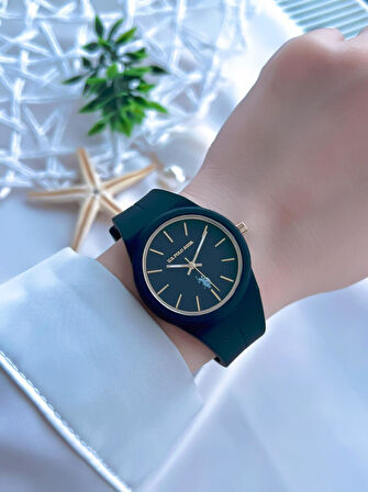 U.S.POLO ASSN Silikon Kordon 3 Atm Suya Dayanıklı Spor Kadın Kol Saati U.SPA.2101.B5